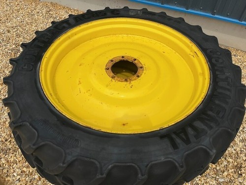John deere row - john, wheels