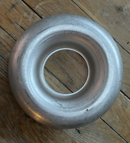Vintage aluminium round - round, ring
