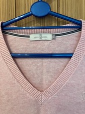Henry Lloyd ladies v neck