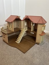 Sylvanian Families Willow Hall
