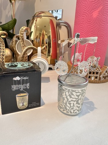 Candle tea light holder - light, silver