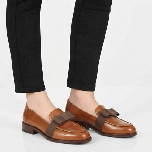 Russell bromley downton - russell,