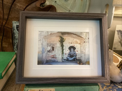 Banksy dream girl reading - dream,