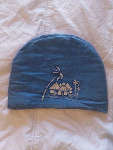 Vintage linen tea cosy - tea, blue