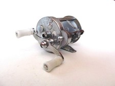 Vintage Pflueger Patented Summit 1983M Level Wind Casting Reel - Ex. Cond.