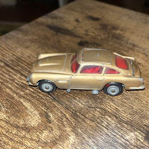 Corgi toys aston - toys, db5