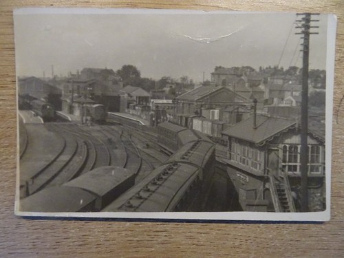 Railway station knottingley - railway, station,knottingley