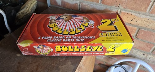 Bullseye board game - bullseye,