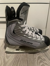 Bauer 22 Ice Hockey Skates ice skating boots UK 5