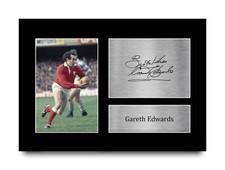 Gareth Edwards Signed Wales