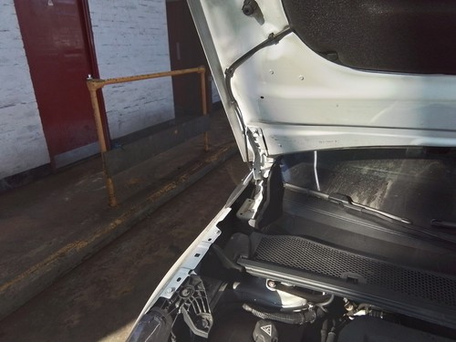 Bonnet hinge peugeot 2008 - hinge,