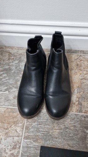 Black ankle boots size - black,