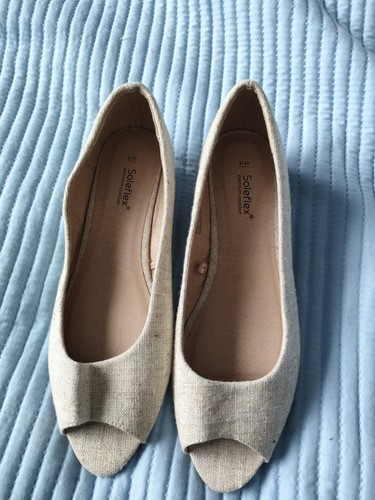Ladies slip shoes with open - slip,