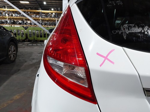 Rear tail light - rear, left