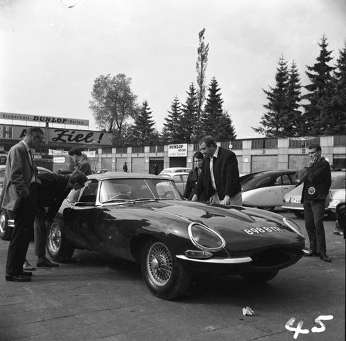 Vintage jaguar xkss - jaguar,