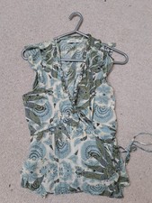 Sandwich Floral Crossover Wrap