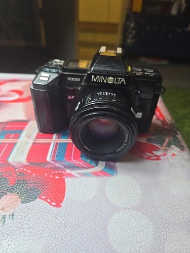 Minolta 7000 35mm slr - 7000, af