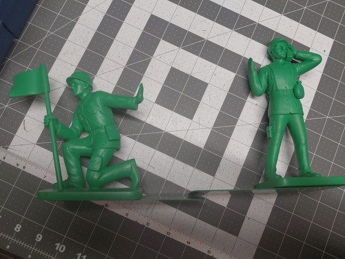 Classic green army men - classic,