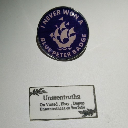 Never won blue - i, badge