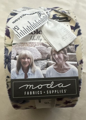 Moda fabric violet hill - fabric, by