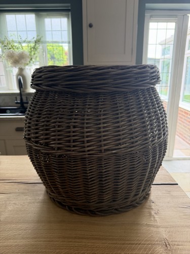 Vintage rustic willow wicker - willow,