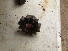 Howard  300 350 352 idler gear