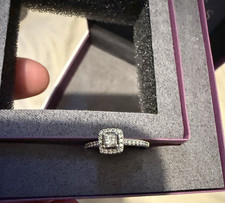 Beaverbrooks cushion cut - cushion,