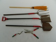 (A2.10) 1/12th scale DOLLS