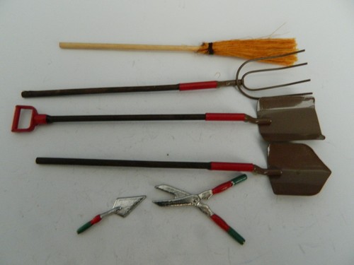 12th scale dolls - 1/12th,
