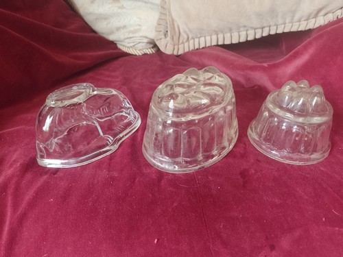 Vintage pressed glass - pressed,