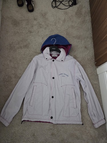 Stone island marina - island,