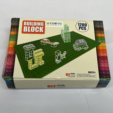WYSWYG 1200 Piece Building