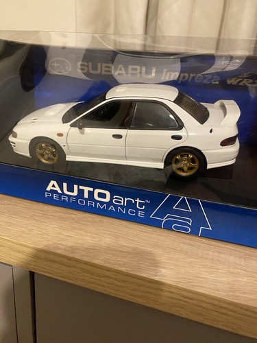 Autoart subaru impreza wrx gc8 - impreza,