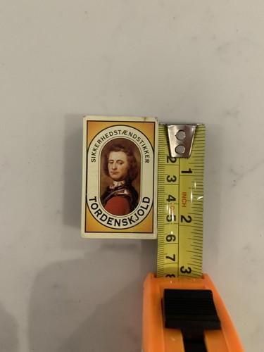 Old match box - ,