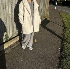 H&M Teddy Bear Coat Jacket XS - Soft Faux Shearling - Ivory Beige