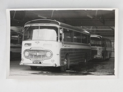 Howlett quorn ltd bus coach - howlett's,
