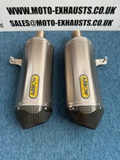 Triumph Speed Triple 1050 R  /