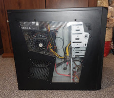 Desktop PC Cooler Master case