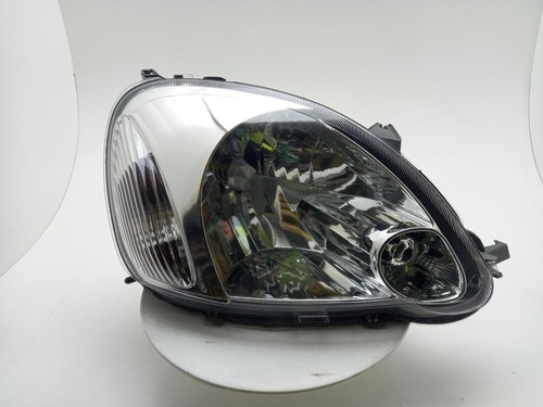 Toyota yaris headlamp - toyota,
