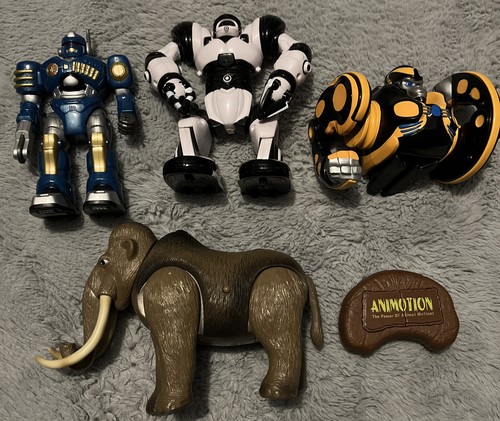 Kids toy robots job lot - toy,