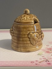 Vintage BeeHive Honey Pot With Spoon Opening. Ceramic. Made In Devon, England.