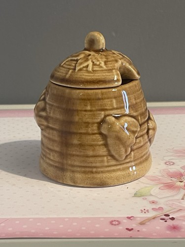 Vintage beehive honey pot - vintage,