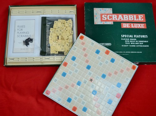 Scrabble luxe set - scrabble,