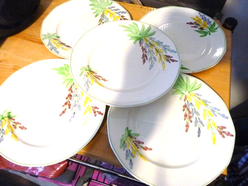 Vintage tudor ware plates - tudor, by