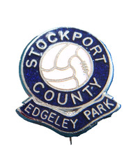Stockport County EDGELEY PARK Football Club Gomm ball enamel badge