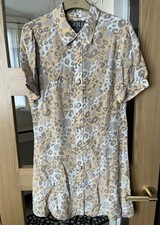 BNWT GOLD by Giles Deacon 100%