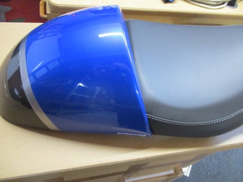Triumph speed 400 - , pyramid