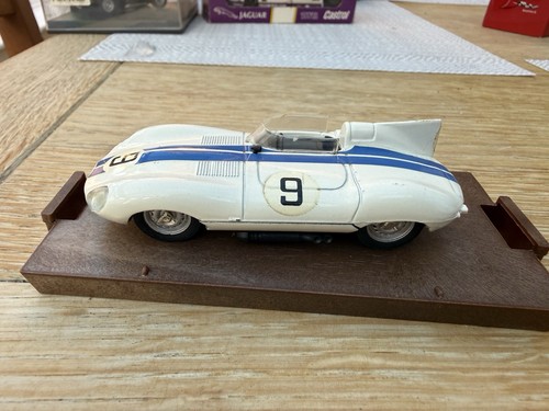 Brumm jaguar type - type, in