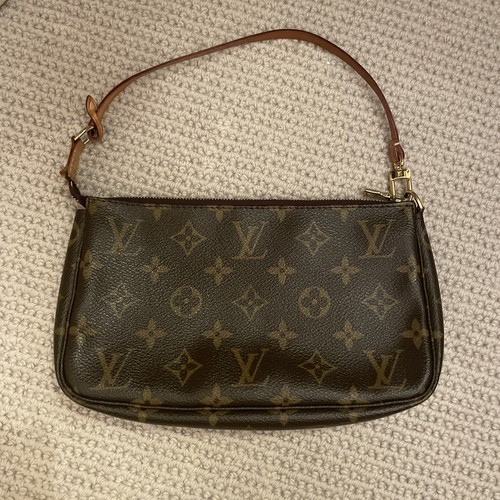 Louis vuitton small bag - louis,