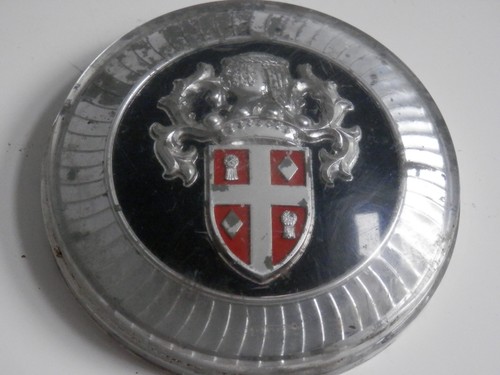 Car badge austin - car, (?)